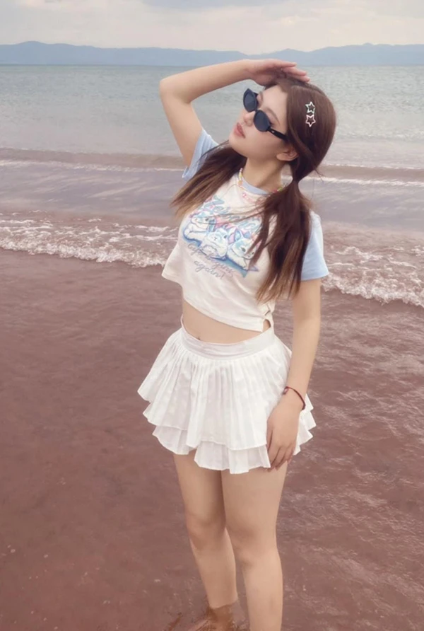 推特美女@momoy__y居家私拍尺度人体图集